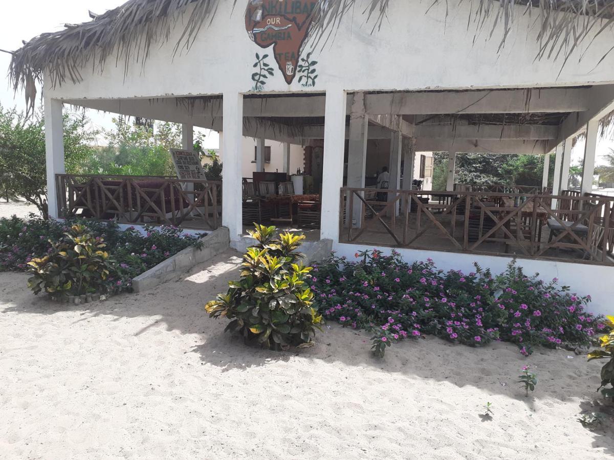 Kinkiliba Beach Lodge Sanyang Extérieur photo